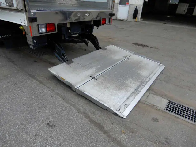 日野 レンジャー 2KG-FD2ABG(2WD)の写真13