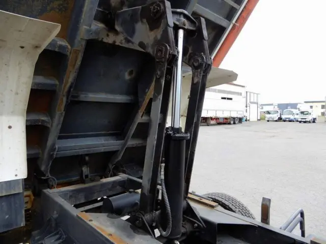 日野 レンジャー SDG-FX7JEAA(4WD)の写真12