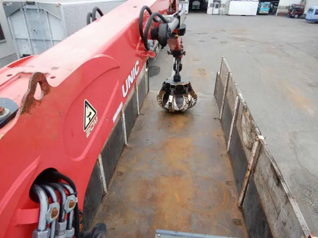 三菱 スーパーグレート QPG-FV60VY(6x4)の写真9