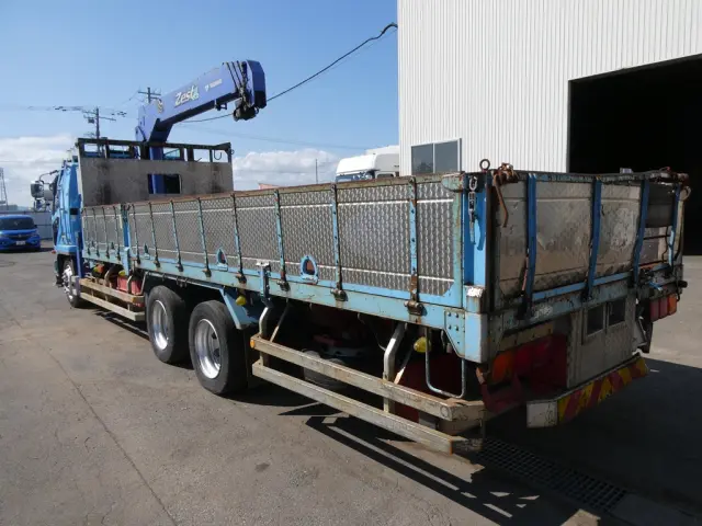 三菱 ファイター QDG-FQ62F(6x4)の写真4