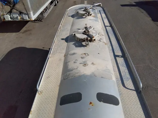 いすゞ ギガ QKG-CYY77A(6x4)の写真7