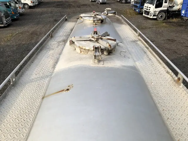 いすゞ ギガ QKG-CYY77A(6x4)の写真7