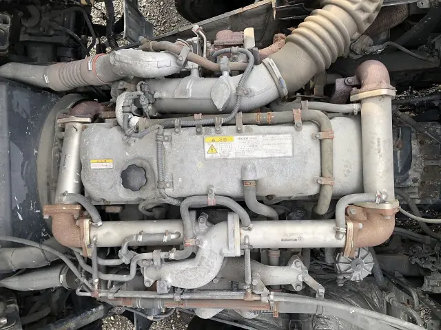 いすゞ ギガ QKG-CYY77A(6x4)の写真21