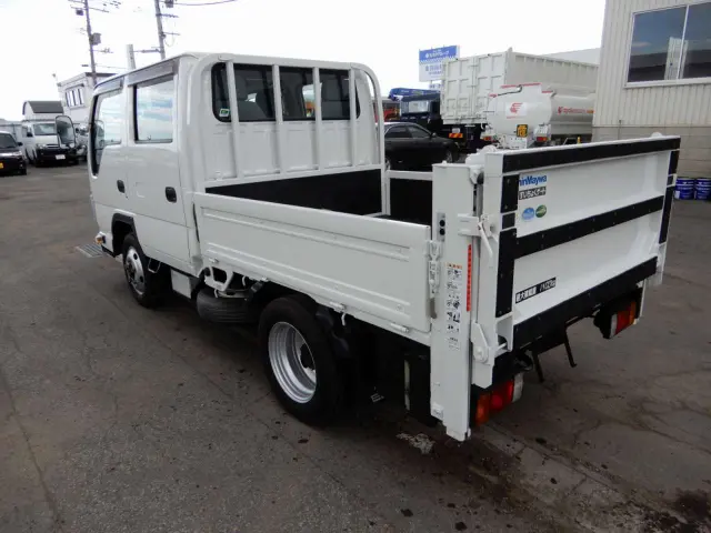 いすゞ エルフ TRG-NHS85A(4WD)の写真4