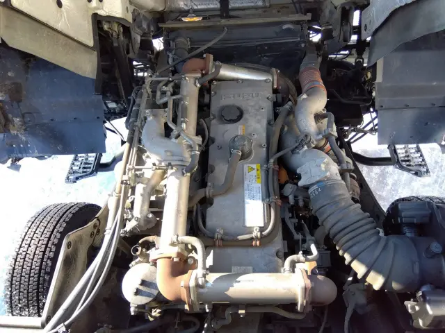 いすゞ ギガ PDG-CYH77W8(8x4)の写真21