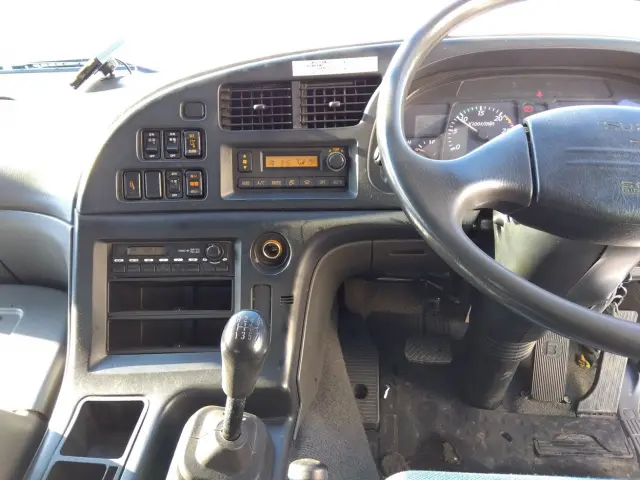 いすゞ ギガ PDG-CYH77W8(8x4)の写真23