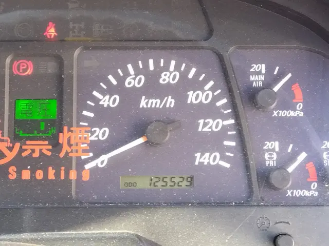 いすゞ ギガ PDG-CYH77W8(8x4)の写真24