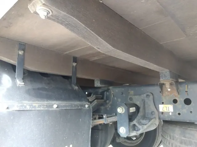 いすゞ エルフ 2PG-NPS88AR(4WD)の写真11