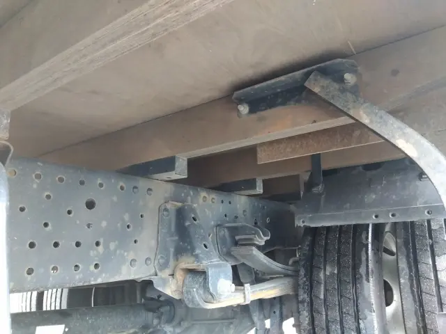 いすゞ エルフ 2PG-NPS88AR(4WD)の写真13