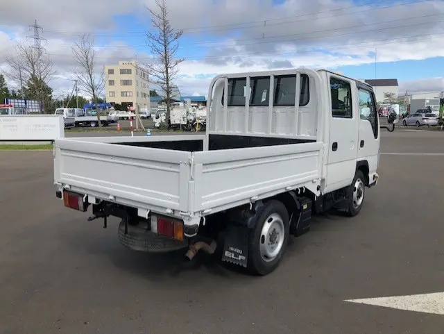 いすゞ エルフ TRG-NHS85A(4WD)の写真6