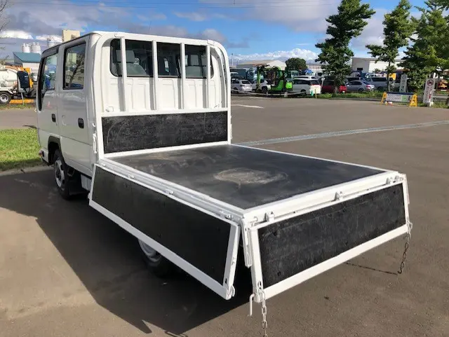 いすゞ エルフ TRG-NHS85A(4WD)の写真8