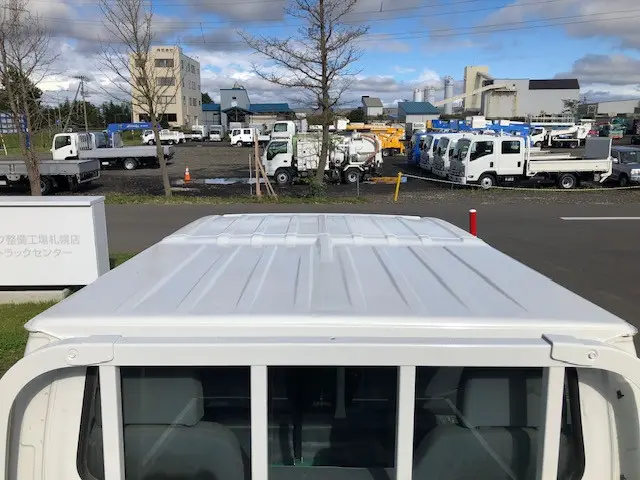 いすゞ エルフ TRG-NHS85A(4WD)の写真11