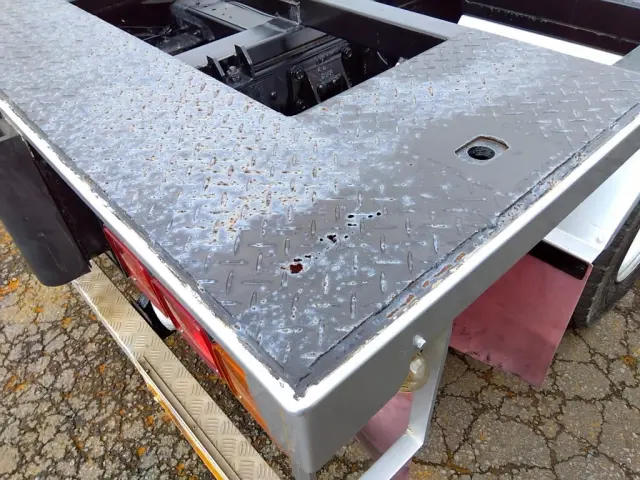 いすゞ ギガ PDG-CVR77F8(2WD)の写真13