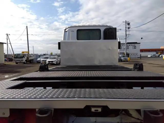 いすゞ ギガ PDG-CVR77F8(2WD)の写真14