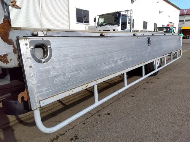 いすゞ エルフ TPG-NPS85AR(4WD)の写真10