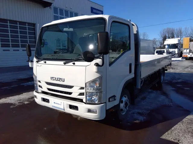 いすゞ エルフ TPG-NPS85AN(4WD)の写真1
