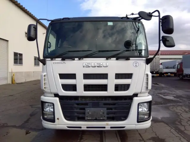 いすゞ ギガ QKG-CYZ77A(6x4)の写真3