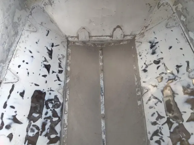 いすゞ ギガ QKG-CYZ77A(6x4)の写真9