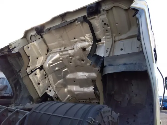 いすゞ ギガ QKG-CYZ77A(6x4)の写真18