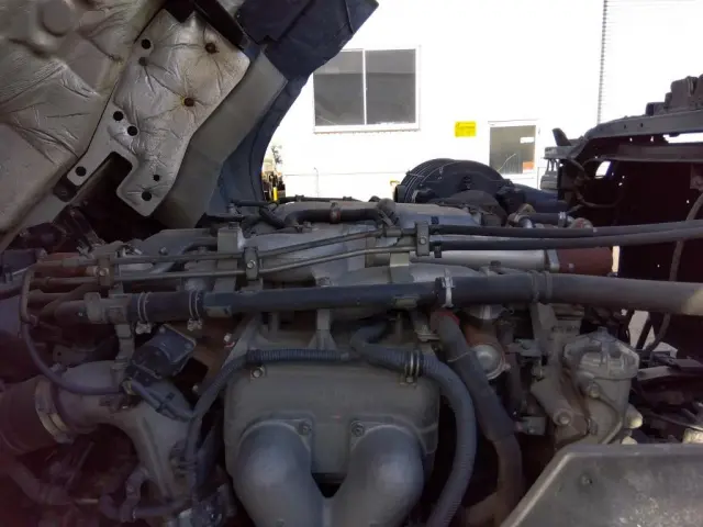 いすゞ ギガ QKG-CYZ77A(6x4)の写真19