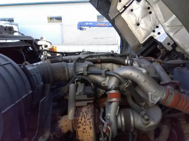 いすゞ ギガ QKG-CYZ77A(6x4)の写真20