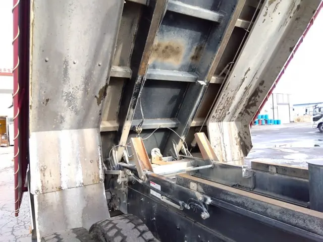 日野 プロフィア QKG-FS1EKDA(6x4)の写真10