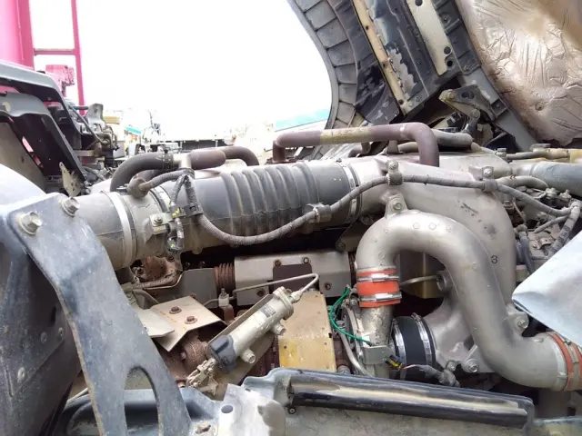 日野 プロフィア QKG-FS1EKDA(6x4)の写真20