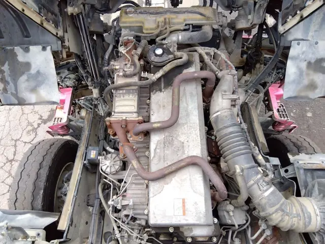 日野 プロフィア QKG-FS1EKDA(6x4)の写真21