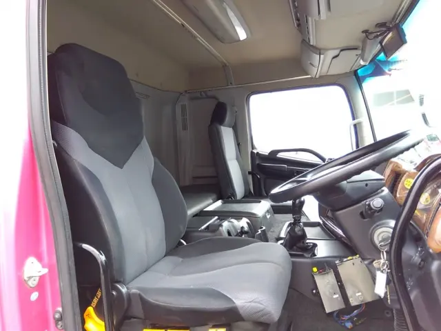 日野 プロフィア QKG-FS1EKDA(6x4)の写真22