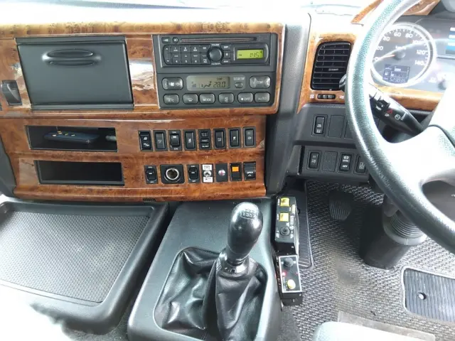 日野 プロフィア QKG-FS1EKDA(6x4)の写真23