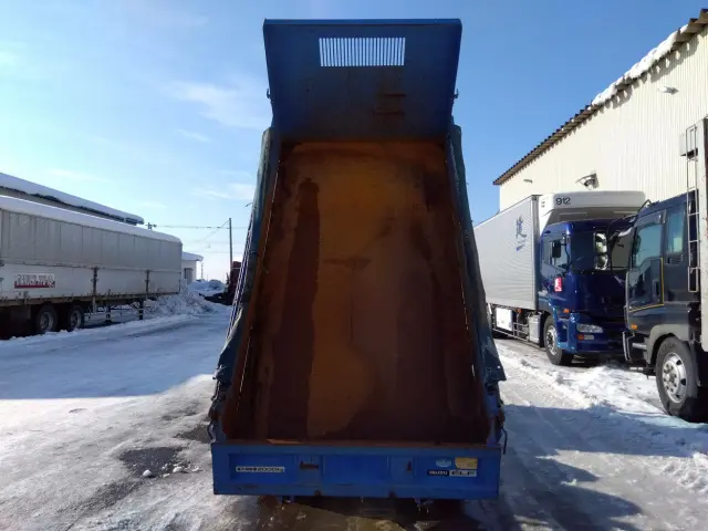 いすゞ エルフ TDG-NKS85AD(4WD)の写真9