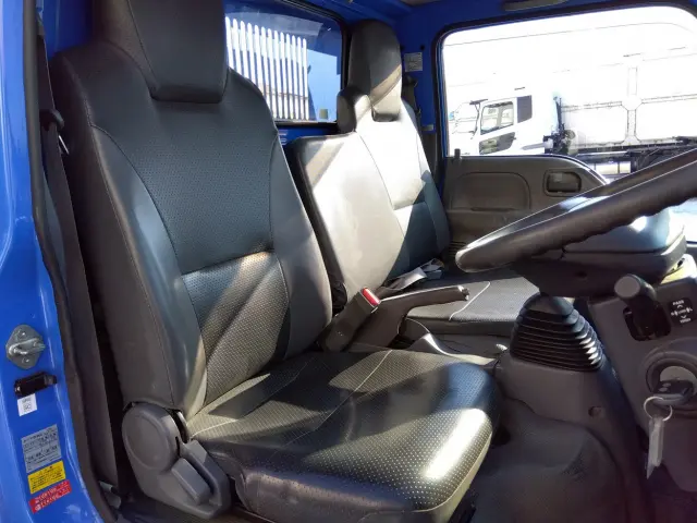 いすゞ エルフ TDG-NKS85AD(4WD)の写真22