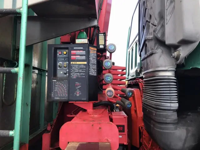 いすゞ ギガ QKG-CYZ77A(6x4)の写真12