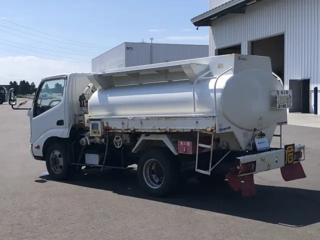 日野 デュトロ SKG-XZU675M(4WD)の写真4