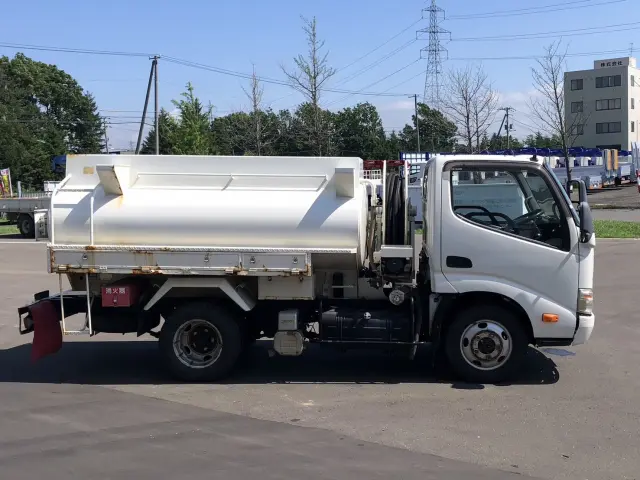 日野 デュトロ SKG-XZU675M(4WD)の写真8