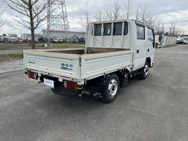 いすゞ エルフ TRG-NHS85A(4WD)の写真6