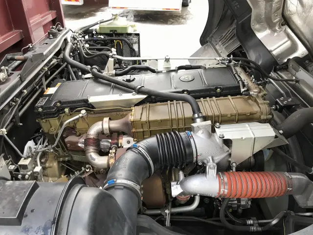 三菱 スーパーグレート QKG-FY54VY(6x4)の写真20