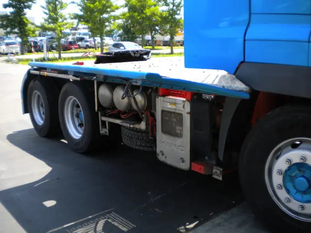 日野 プロフィア QDG-SS1EKDA(6x4)の写真8