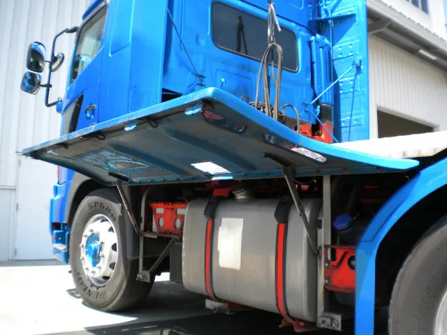 日野 プロフィア QDG-SS1EKDA(6x4)の写真9