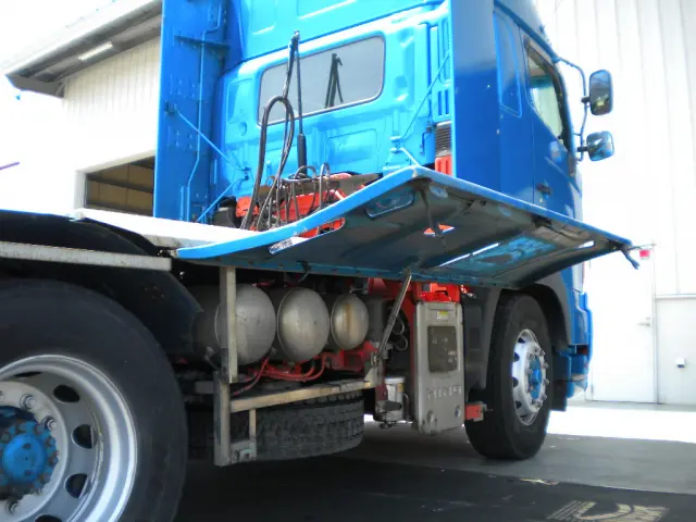 日野 プロフィア QDG-SS1EKDA(6x4)の写真10