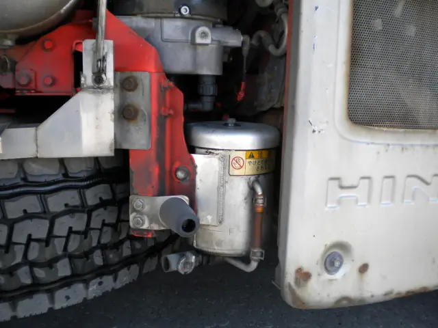 日野 プロフィア QDG-SS1EKDA(6x4)の写真12