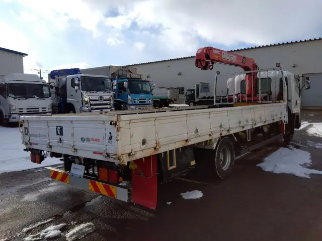 いすゞ フォワード TKG-FRR90T2(2WD)の写真6