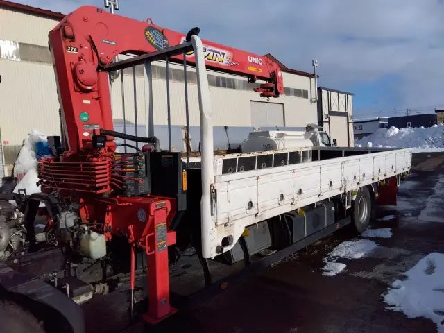 いすゞ フォワード TKG-FRR90T2(2WD)の写真14