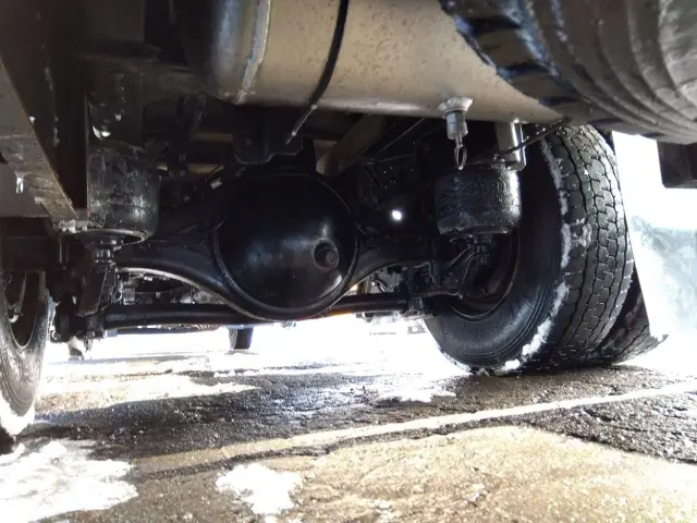 いすゞ フォワード TKG-FRR90T2(2WD)の写真17