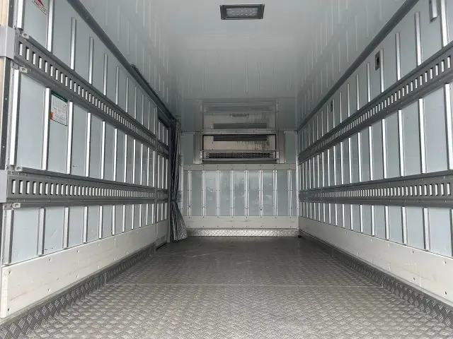 いすゞ エルフ TKG-NPS85AN(4WD)の写真7