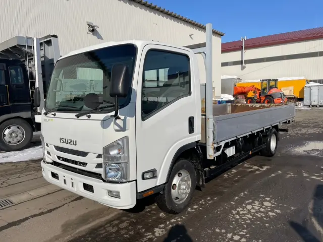 いすゞ エルフ TPG-NPS85AR(4WD)の写真1