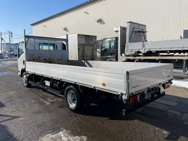 いすゞ エルフ TPG-NPS85AR(4WD)の写真4