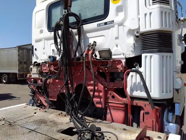 日野 プロフィア QKG-SH1EDAG(2WD)の写真9