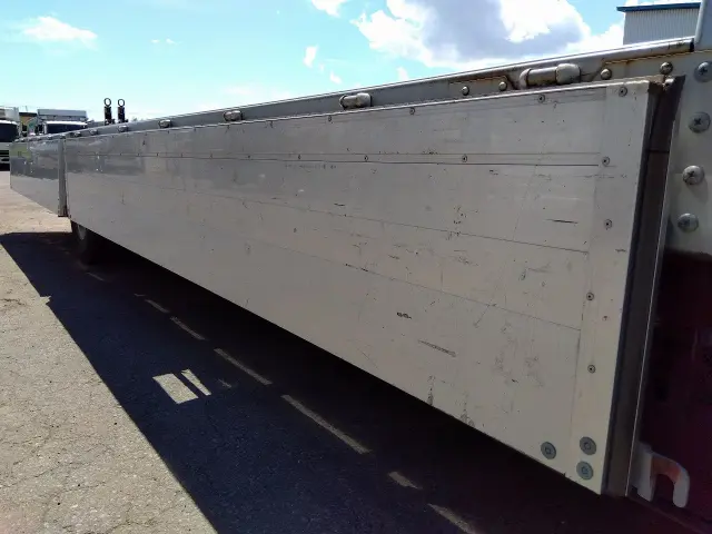 いすゞ フォワード TKG-FRR90T2(2WD)の写真12