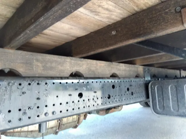 いすゞ フォワード TKG-FRR90T2(2WD)の写真13